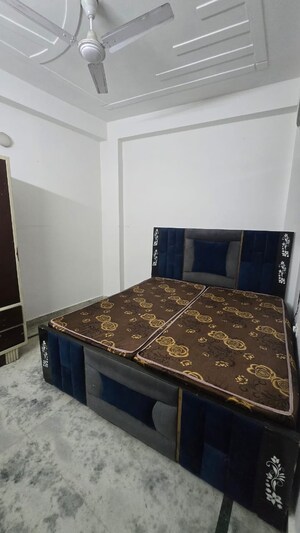 Bedroom in 2 BHK Builder Floor at Saket – for Rent