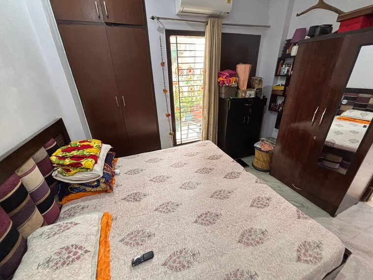 Bedroom, sushant-lok-2 3 Bedroom 300 Sq.Ft. Builder Floor In Sector 57 Gurgaon 9465501