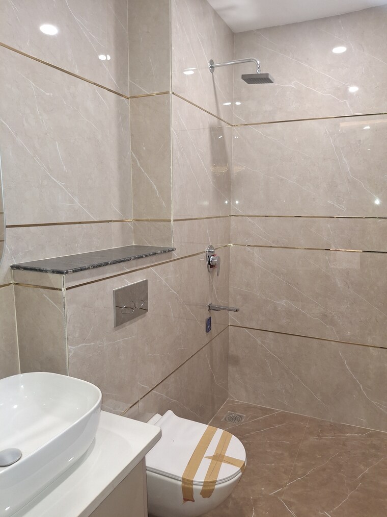 Bathroom, bptp-green-oaks 3.5 Bedroom 1620 Sq.Ft. Builder Floor In Sector 70a Gurgaon 9465383