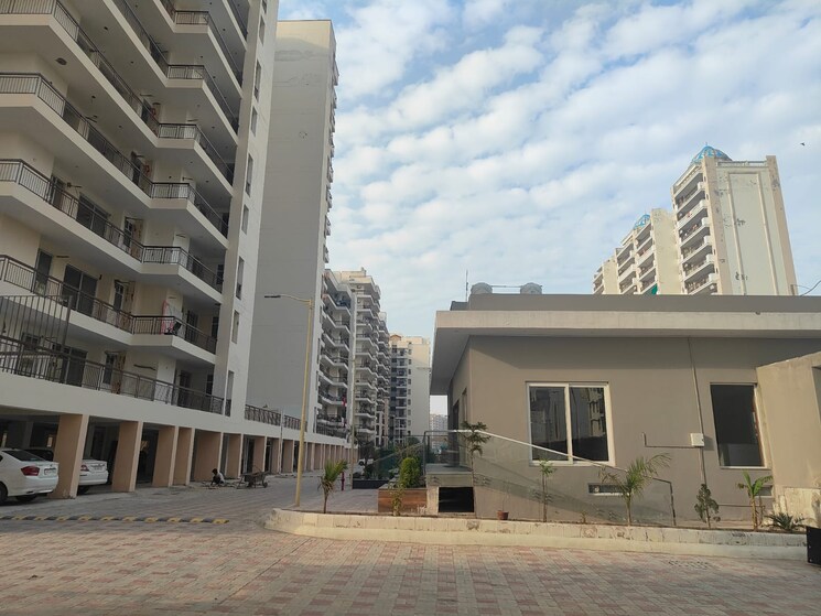 Exterior View, altura-apartments 2 Bedroom 1285 Sq.Ft. Apartment In Ghazipur Zirakpur 9465544