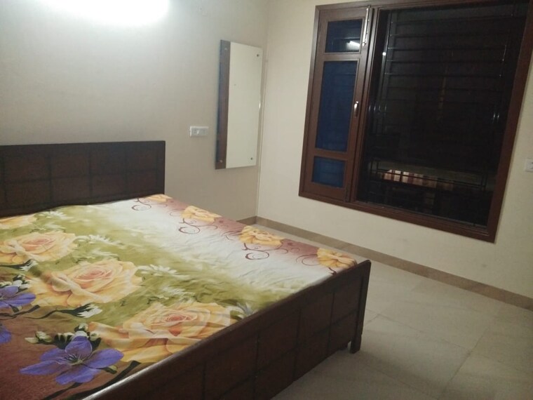 Bedroom, sector 20 3 Bedroom 1800 Sq.Ft. Apartment In Sector 20 Panchkula 9465536