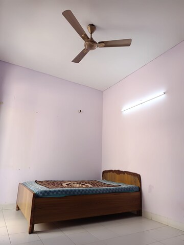 Bedroom in 2 BHK Builder Floor at Sushant Lok 2, Sector 57 – for Rent