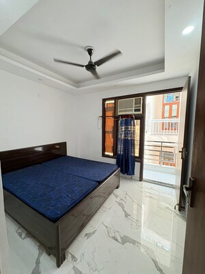 1 BHK Builder Floor For Rent in Chattarpur