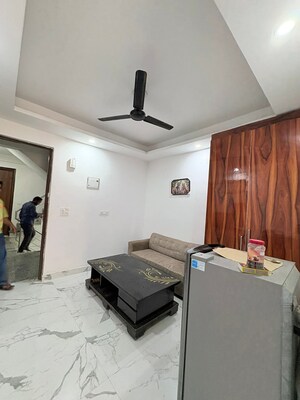 Living Room in 1 BHK Builder Floor at Chattarpur – for Rent