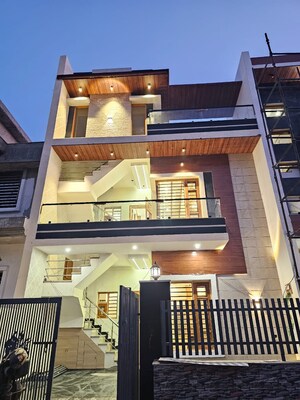 4 BHK Independent House For Sale in Sector 124