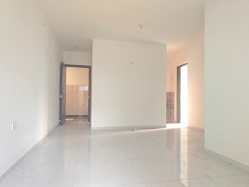 Room in 2 BHK Apartment at Marathon Nexzone Atlas 1, New Panvel – for Rent