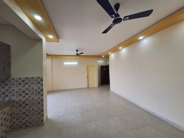 Room in 3 BHK Apartment at Tashee Capital Gateway, Sector 111 – for Rent