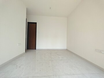 Room in 2 BHK Apartment at Marathon Nexzone Zenith 2, New Panvel – for Sale