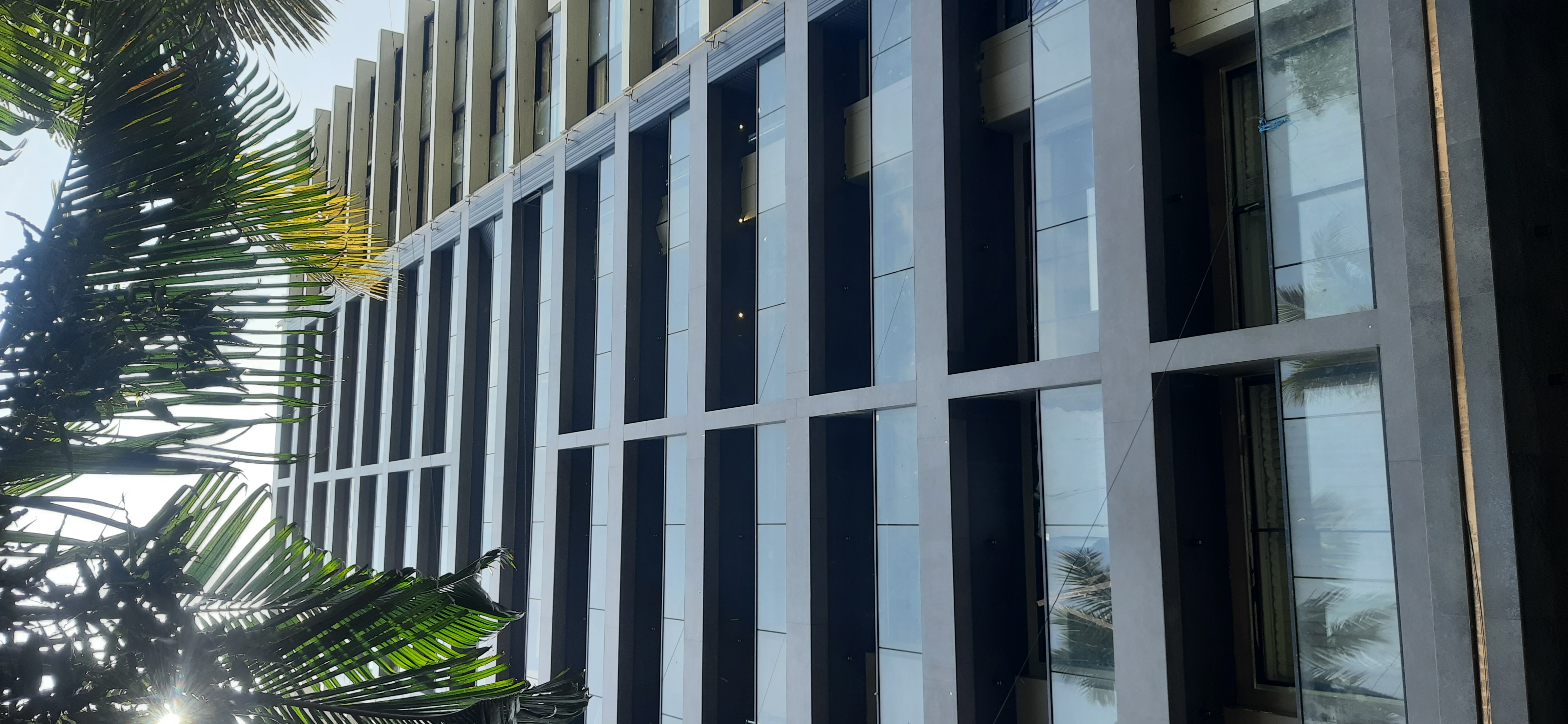 4 BHK + Servant Room Apartment For Rent in Brand Newbuilding