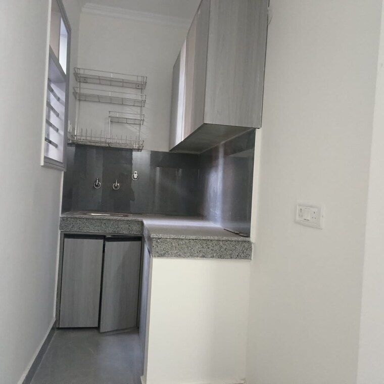 Kitchen, freedom fighters enclave 1 Bedroom 550 Sq.Ft. Builder Floor In Freedom Fighters Enclave Delhi 9465646