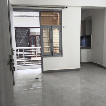 Room in 1 BHK Builder Floor at Freedom Fighters Enclave – for Rent