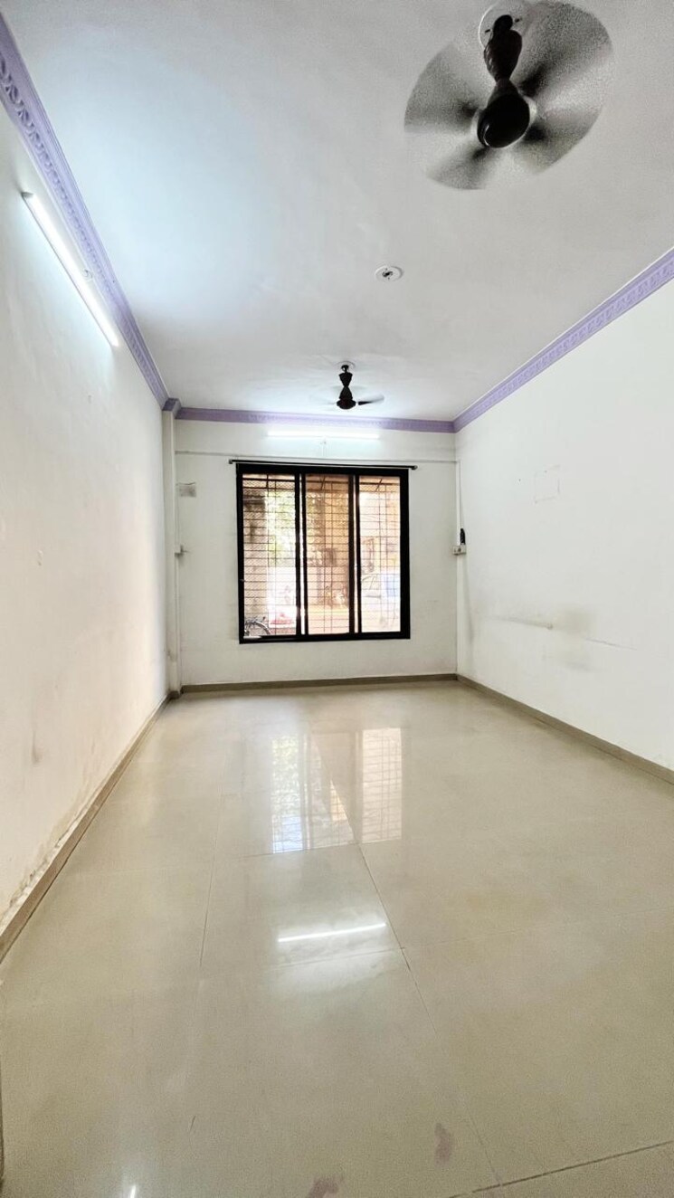 Room, oak-house-manpada 1 Bedroom 420 Sq.Ft. Apartment In Manpada Thane 9465655