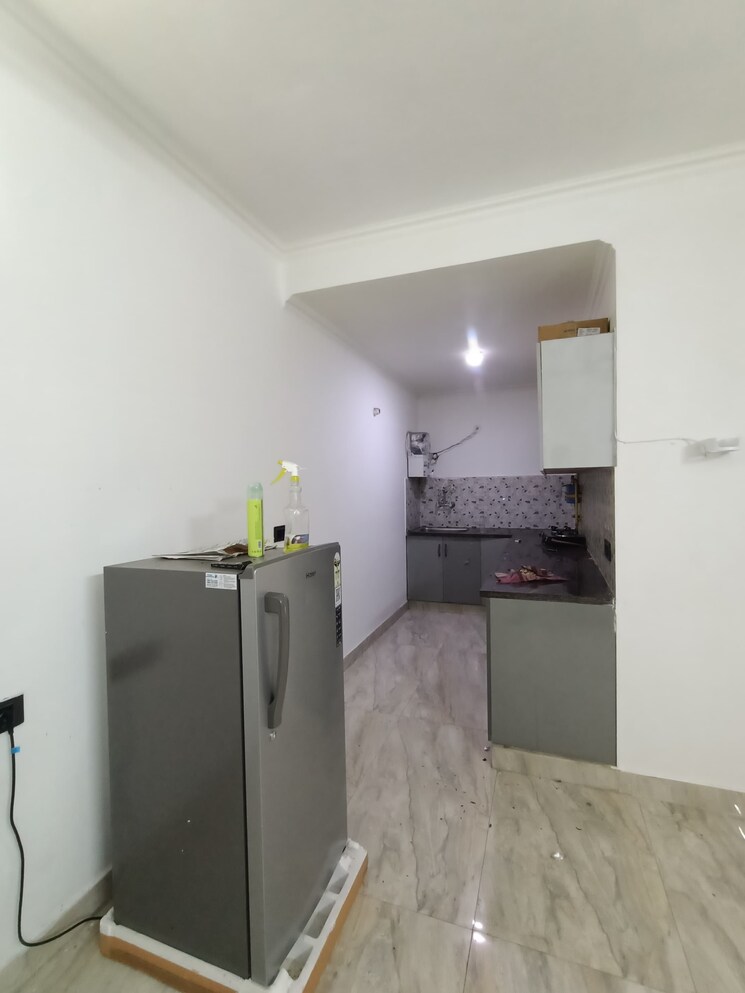 Kitchen, freedom fighters enclave 1 Bedroom 600 Sq.Ft. Builder Floor In Freedom Fighters Enclave Delhi 9465674