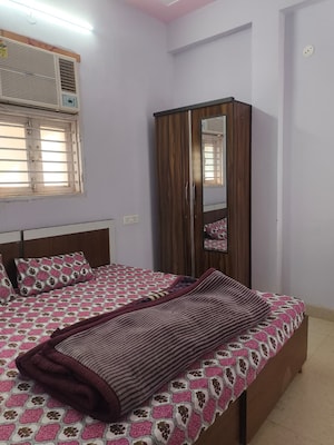 Bedroom in 1 RK Builder Floor at Sector 38 – for Rent