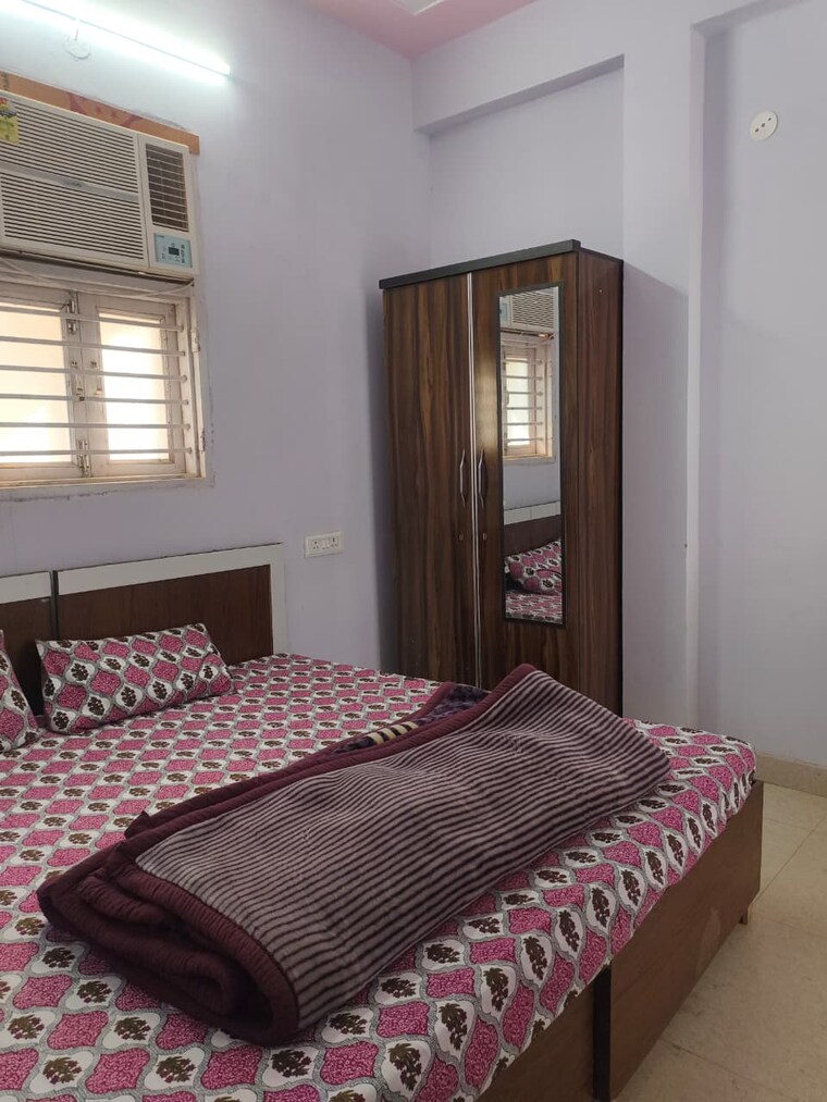 Bedroom, sector 38 1 RK 450 Sq.Ft. Builder Floor In Sector 38 Gurgaon 9465663