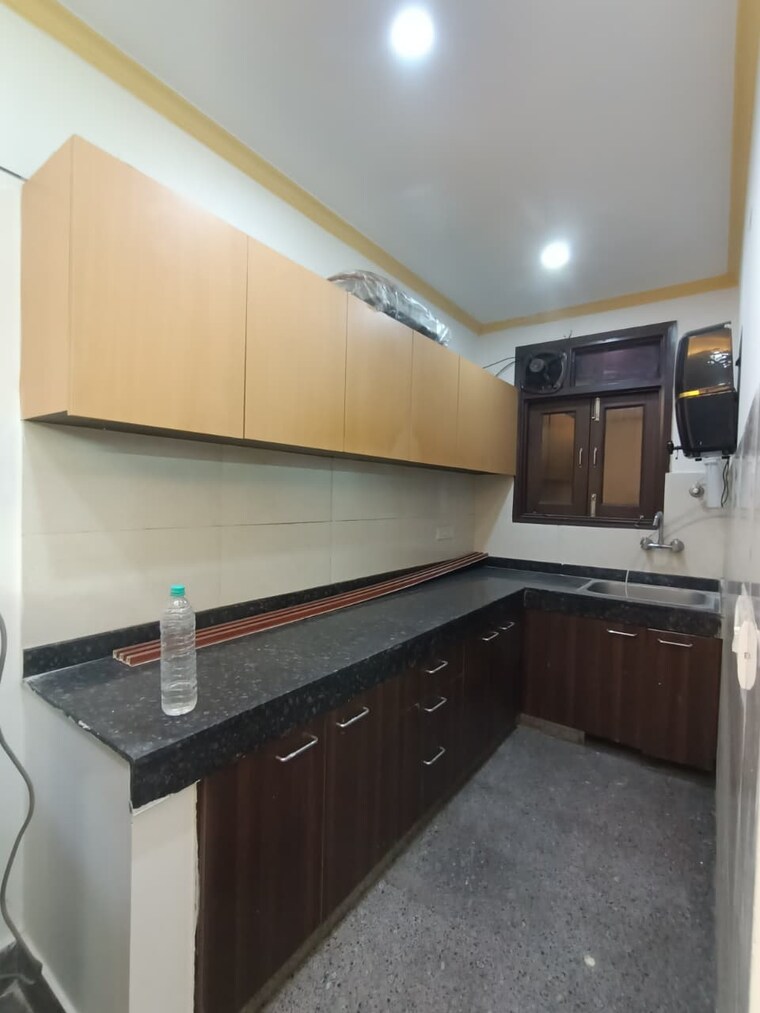 Kitchen, freedom fighters enclave 2 Bedroom 1200 Sq.Ft. Builder Floor In Freedom Fighters Enclave Delhi 9465696