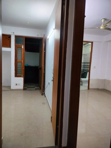 Building Lobby in 2 BHK Builder Floor at RWA Residential Society Sector 46, Sector 46 – for Rent