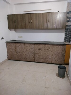 Furnished Amenities in 2 BHK Builder Floor at RWA Residential Society Sector 46, Sector 46 – for Rent