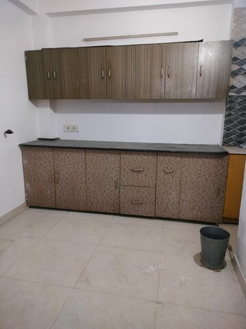 Furnished Amenities in 2 BHK Builder Floor at RWA Residential Society Sector 46, Sector 46 – for Rent