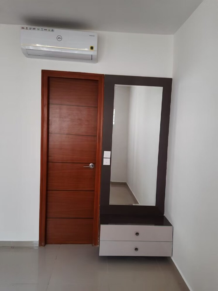 Room, incor-one-city 3 Bedroom 1735 Sq.Ft. Apartment In Kukatpally Hyderabad 9465703