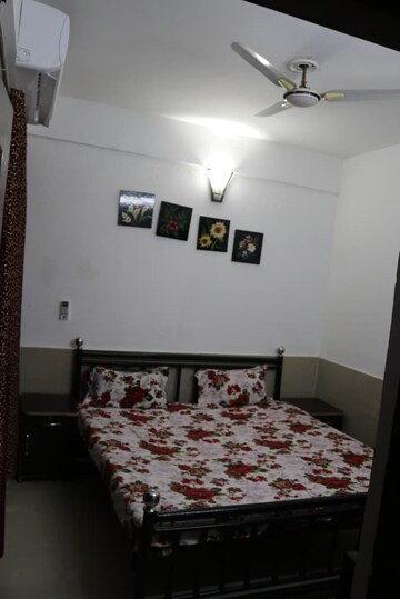 Bedroom in 2 BHK Apartment at Amrapali Terrace Homes, Tech Zone 4 Greater Noida – for Rent