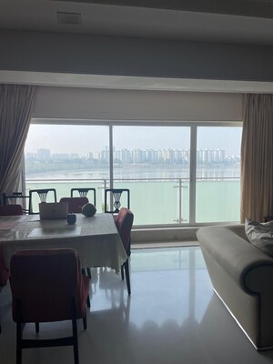 Team Area in 4 BHK Apartment at Cuffe Castle, Cuffe Parade – for Sale