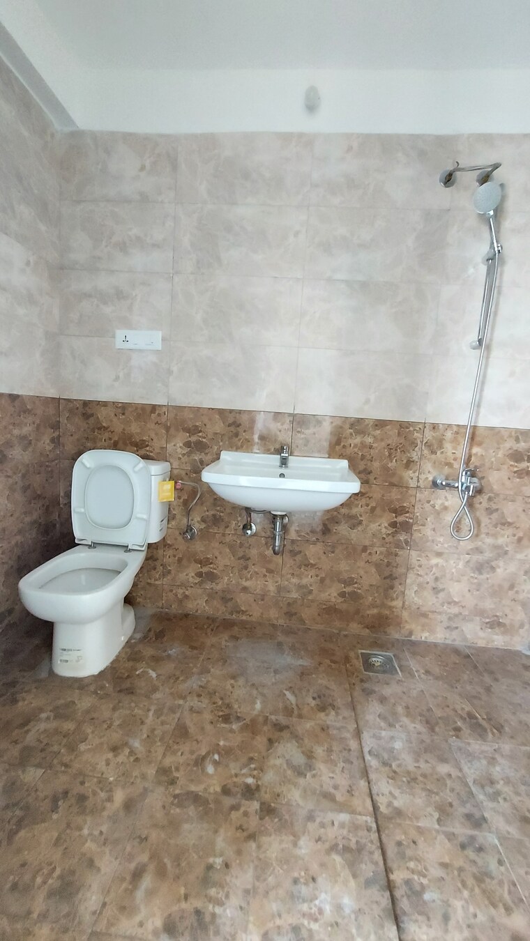 Bathroom, sargam-chs-nanded 2 Bedroom 743 Sq.Ft. Apartment In Sinhagad Road Pune 9465740