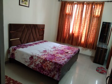 Bedroom in 2 BHK Apartment at Penta Homes, Vip Road – for Rent