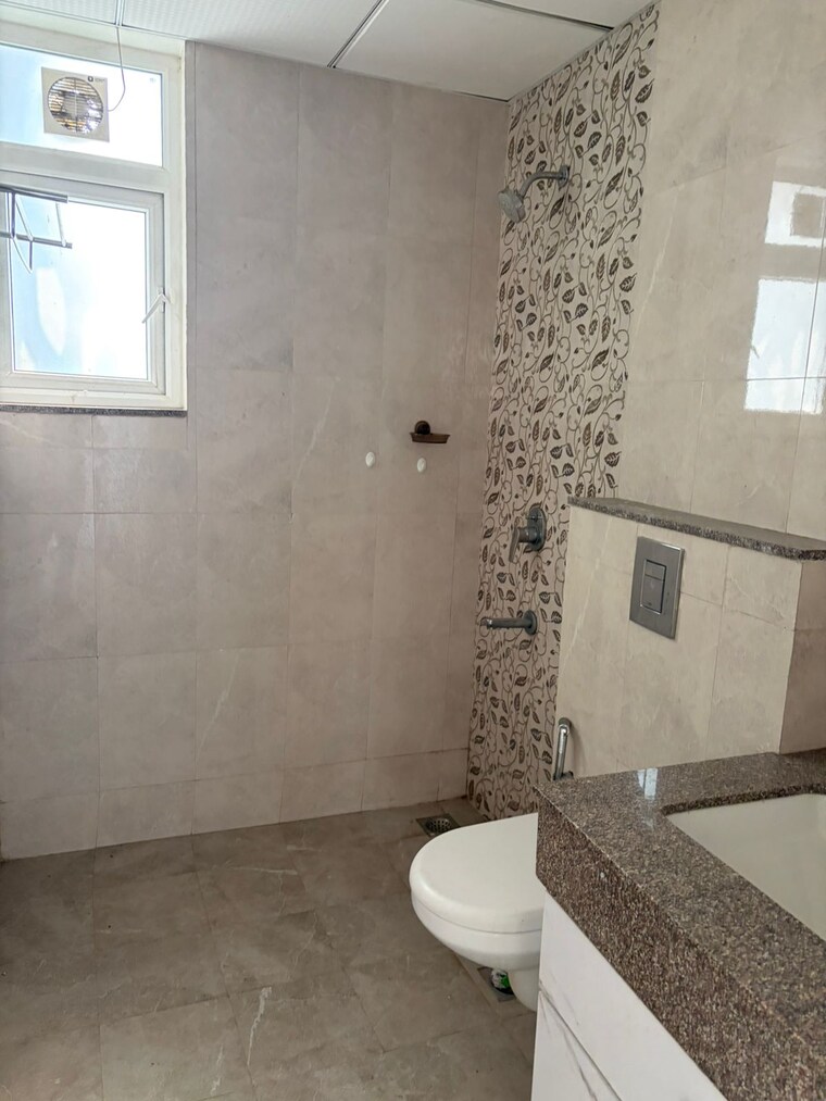 Bathroom, aipl-the-peaceful-homes 3 Bedroom 1650 Sq.Ft. Apartment In Sector 70a Gurgaon 9465773