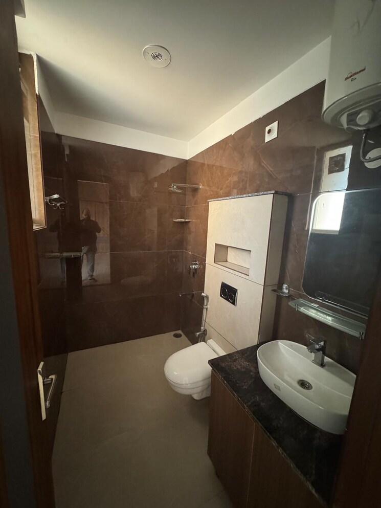 Bathroom, gvt-beliston-avenue 3 Bedroom 1800 Sq.Ft. Apartment In Dhakoli Zirakpur 9465788