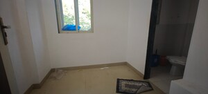 Room in 3 BHK Apartment at Nahar Callalily Apartment, Chandivali – for Rent