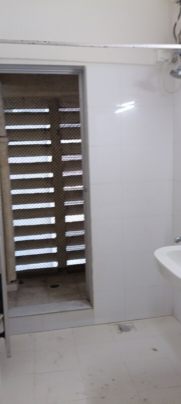 Staircase in 3.5 BHK Apartment at Tarapore Gardens, Andheri West – for Rent