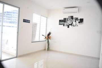 Room in 2 BHK Apartment at Saheel Itrend Life, Wakad – for Sale