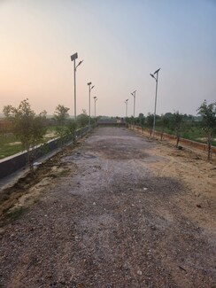 Plot For Sale in Sector 78