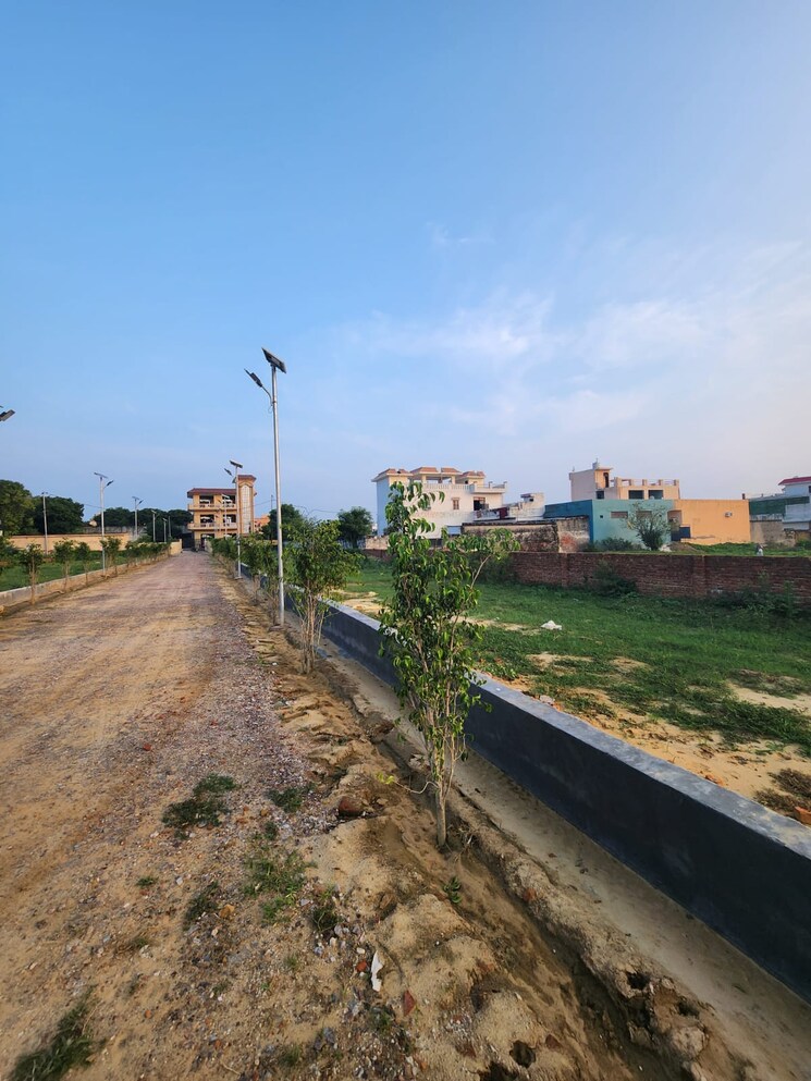 undefined, sector 78  204 Sq.Yd. Plot In Sector 78 Faridabad 9465831