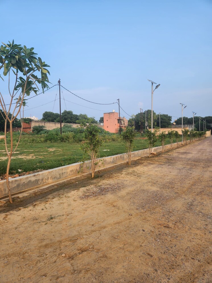 undefined, sector 78  204 Sq.Yd. Plot In Sector 78 Faridabad 9465831