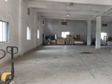 Parking in  Showroom at Sector 67 – for Rent