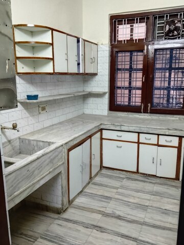 Kitchen in 2 BHK Builder Floor at Sector 17 – for Rent