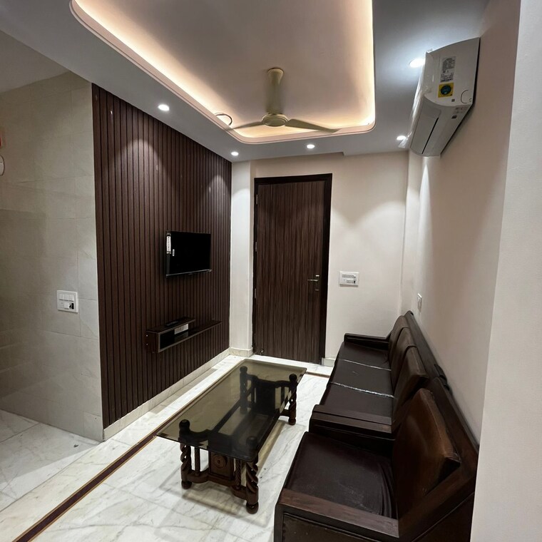 Kitchen, lajpat nagar i 1 Bedroom 500 Sq.Ft. Independent House In Lajpat Nagar I Delhi 9465872