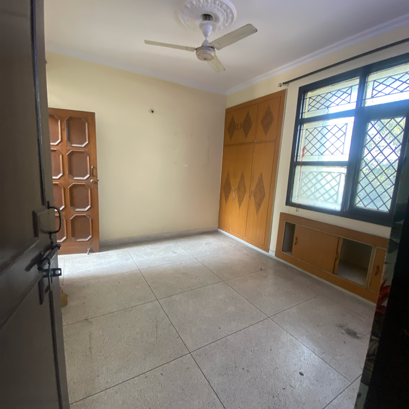 Resale 3 Bedroom 1350 Sq.Ft. Apartment in Sector 21d Faridabad - 9465902