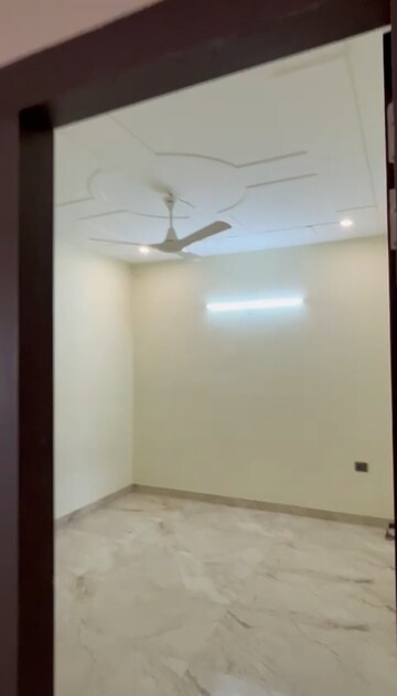 Room in 3 BHK Independent House at DLF Garden City Independent Floors, Sector 92 – for Sale
