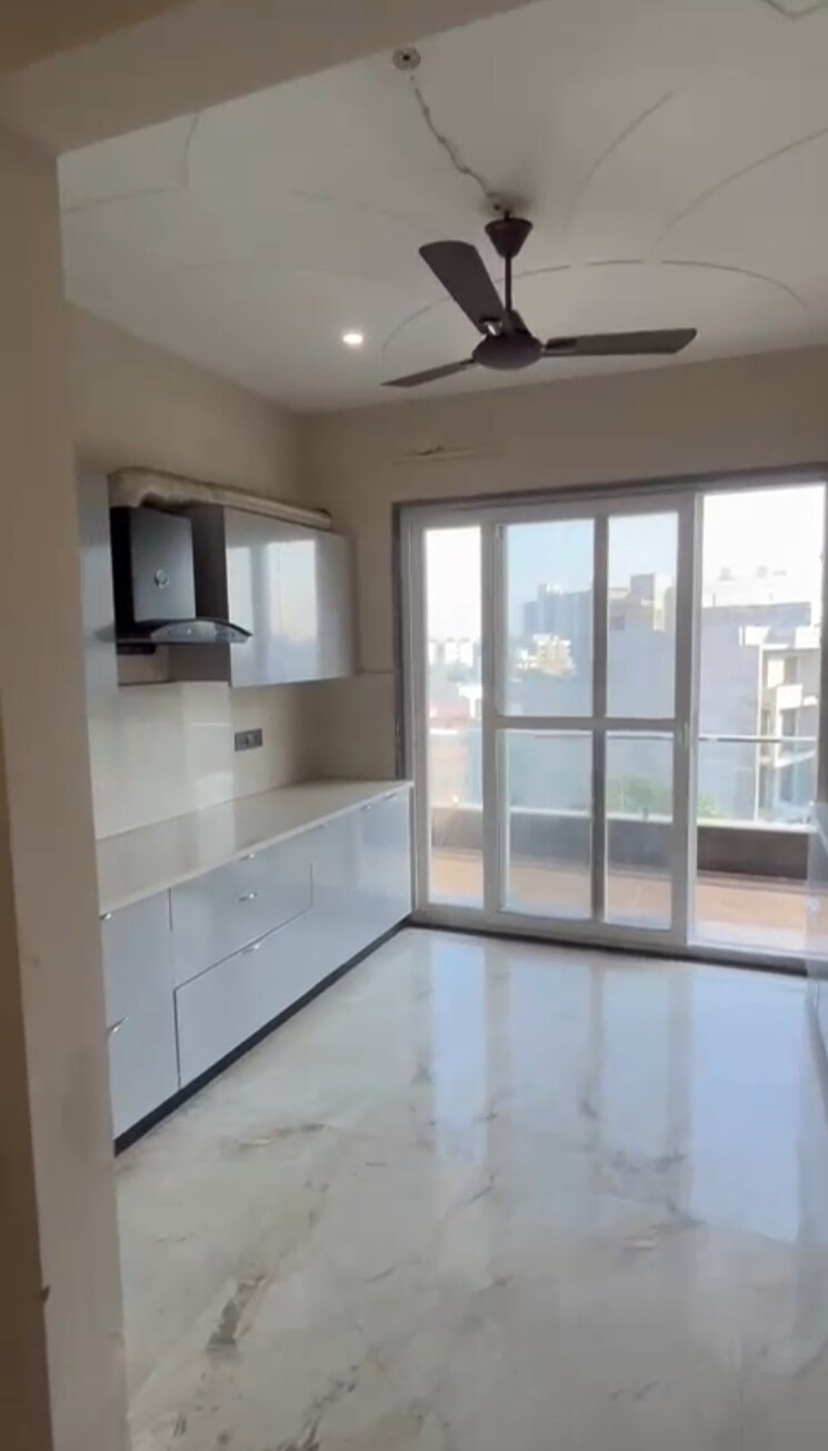 Kitchen, dlf-garden-city-independent-floors 3 Bedroom 1550 Sq.Ft. Independent House In Sector 92 Gurgaon 9465898