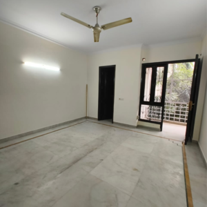 Room in 3 BHK Independent House at Jangpura – for Rent