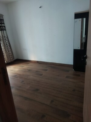 Room in 2 BHK Apartment at Hari Om Puram, Aundh – for Rent