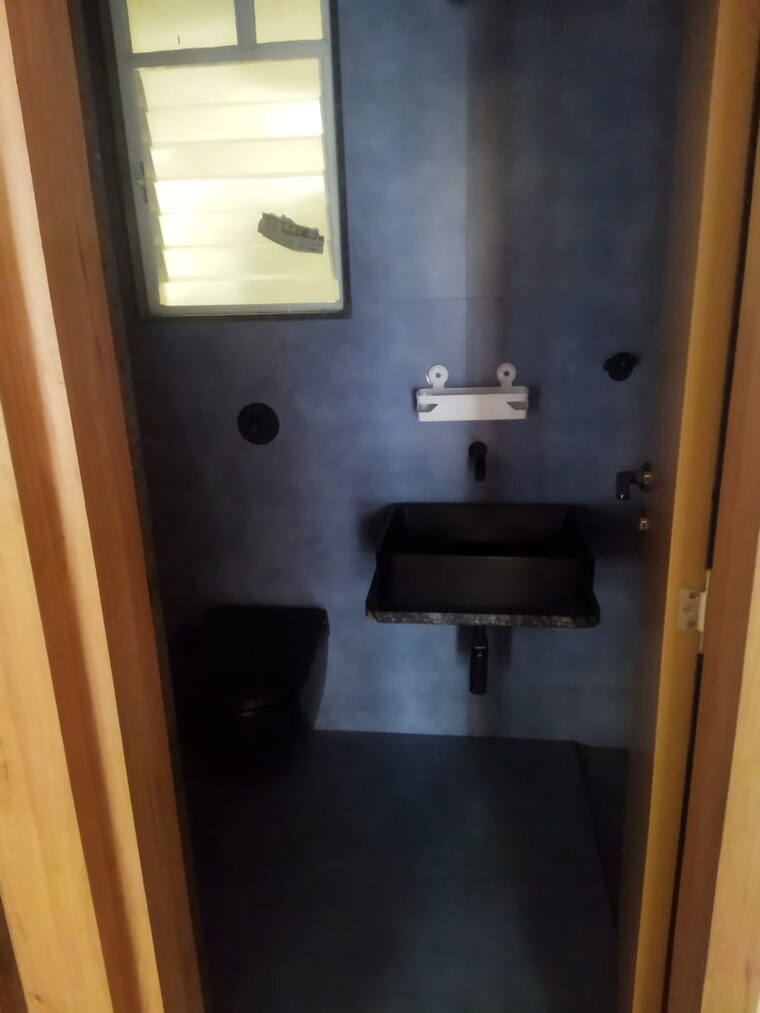 Bathroom, hari-om-puram 2 Bedroom 1000 Sq.Ft. Apartment In Aundh Pune 9465926