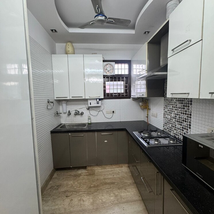 Kitchen, lajpat nagar i 2 Bedroom 900 Sq.Ft. Builder Floor In Lajpat Nagar I Delhi 9465936