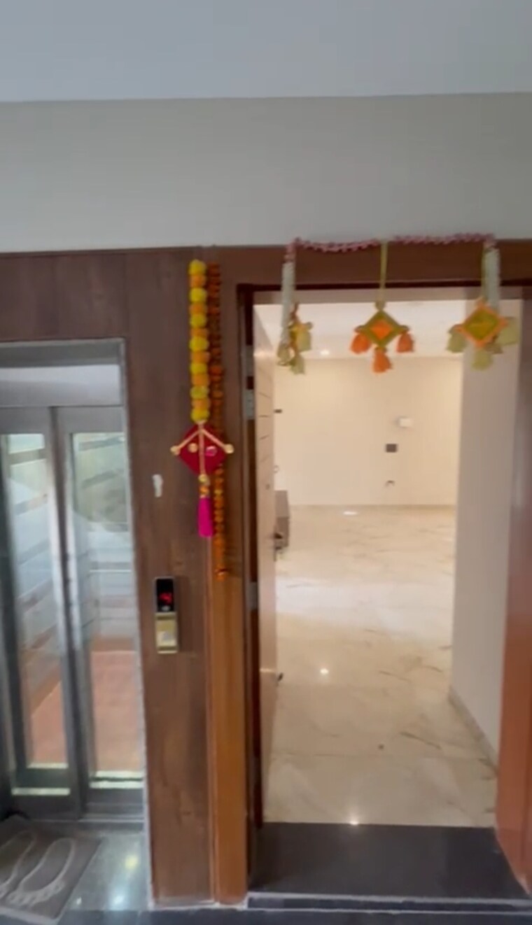 undefined, dlf-garden-city-independent-floors 3.5 Bedroom 1550 Sq.Ft. Independent House In Sector 92 Gurgaon 9465981