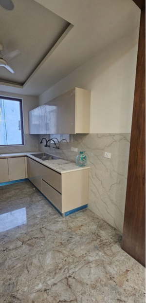 Kitchen in 3.5 BHK Builder Floor at Sector 21b – for Rent