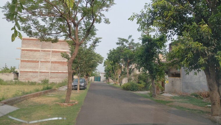 Garden, zestha-bhagirath-vihar-residency  200 Sq.Yd. Plot In Sector 27 Yamuna Expressway Greater Noida 9465947