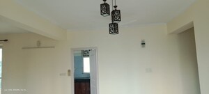 Furnished Amenities in 3 BHK Apartment at Orchid Petals, Sector 49 – for Rent